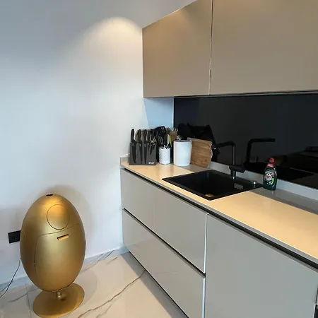 Anna Apartment