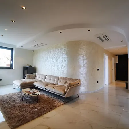 Apartment Anna Srima